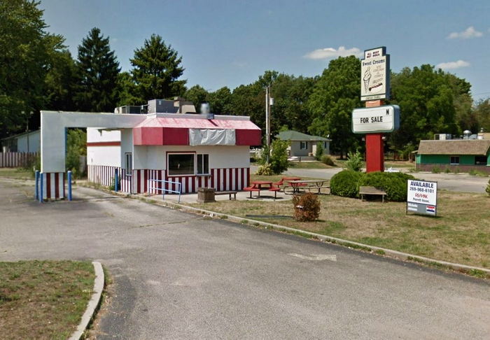 Hot n Now Hamburgers - Battle Creek - 1395 Capital Ave Ne (newer photo)
